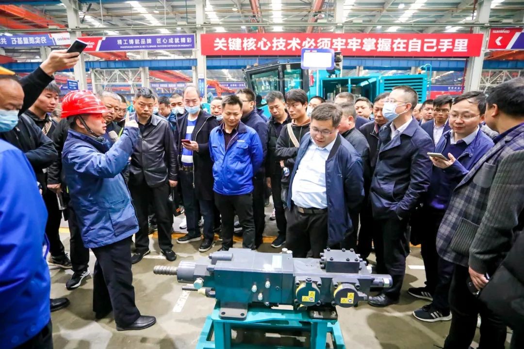 饕餮盛宴！k1体育
•建华建材预制桩施工装备与技术交流会隆重召开