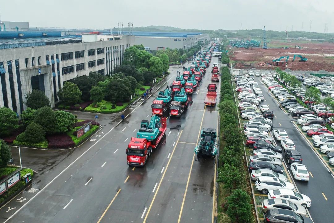 牢记嘱托攀高地 应急救援有山河 k1体育
隔离带挖掘机批量发货