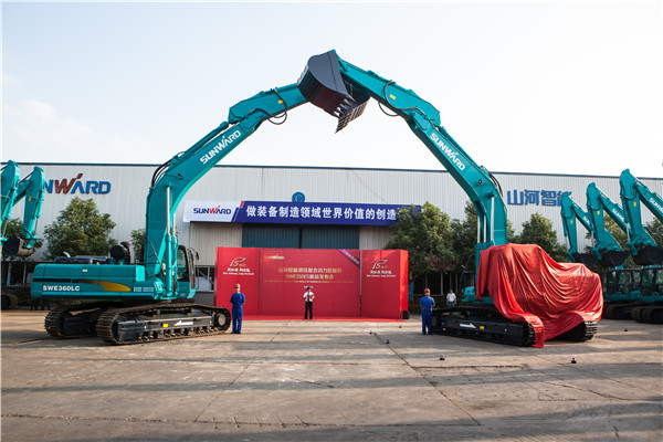 k1体育
新推“节油王”混合动力挖掘机