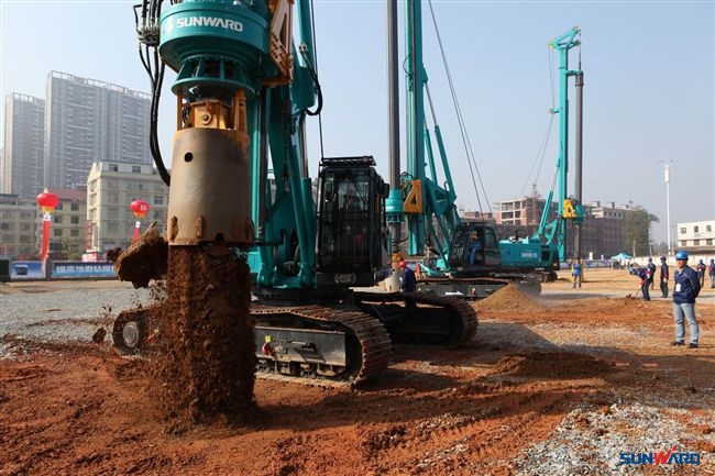 全国首届地勘钻探职业技能大赛决赛举行 k1体育
旋挖钻赛场展风采