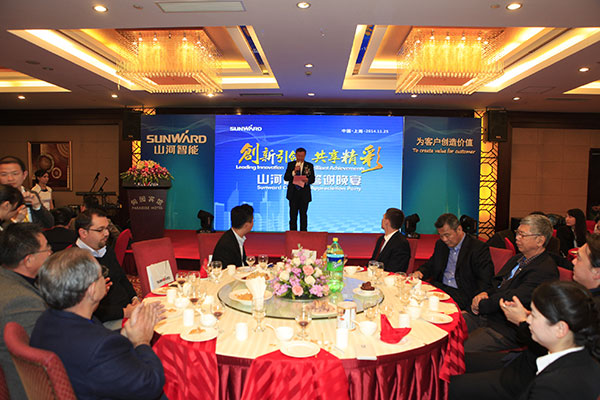 k1体育
宝马展用创新倾倒客户，现场签单两亿元