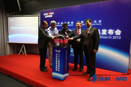 两项中国首创 k1体育
携12款新品闪耀宝马展