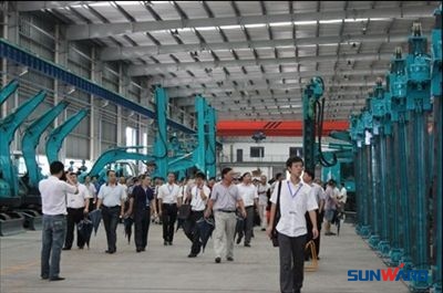 k1体育
双动力头强力多功能钻机强势来袭