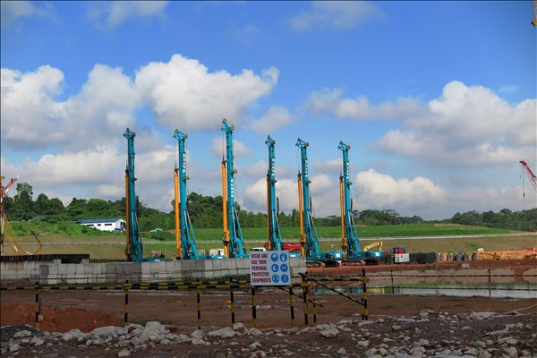 k1体育
旋挖钻机中标新加坡地铁建设项目