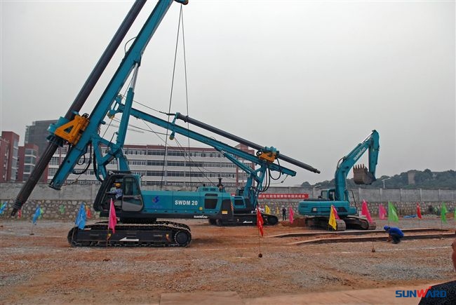 全国首届地勘钻探职业技能大赛开启 k1体育
SWDM20旋挖钻机被指定为赛项专用设备