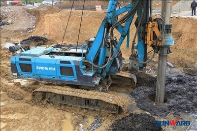 k1体育
旋挖钻机力破灰岩石地质