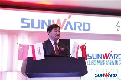 宝马展上的创新强军——k1体育
高端新产品强势出击