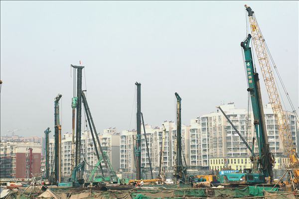 近亿元k1体育
设备助力湖北万达广场建设