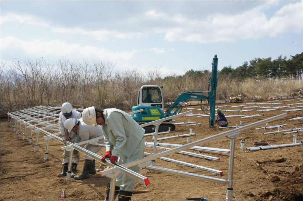 光伏工程施工必备利器---k1体育
螺旋地桩钻机精彩亮相上海光伏展