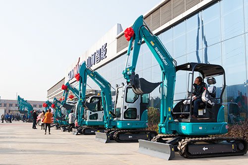 逆市可为！k1体育
挖掘机首场展销会完美收官