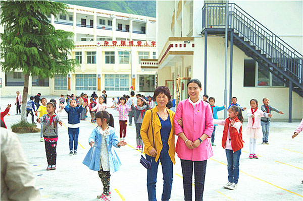 震后八年：朗朗书声传来，理想之花绽放