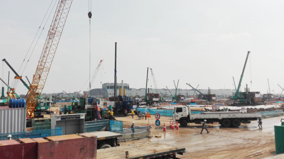 超300台k1体育
ZYJ系列压桩机服务越南市场