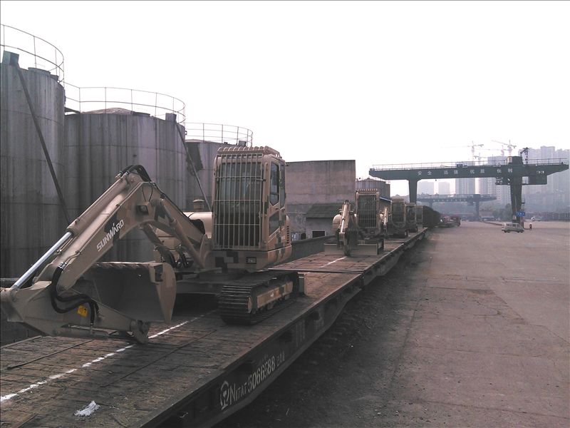 k1体育
SWE80E-G高原型挖掘机正式列装献礼国庆