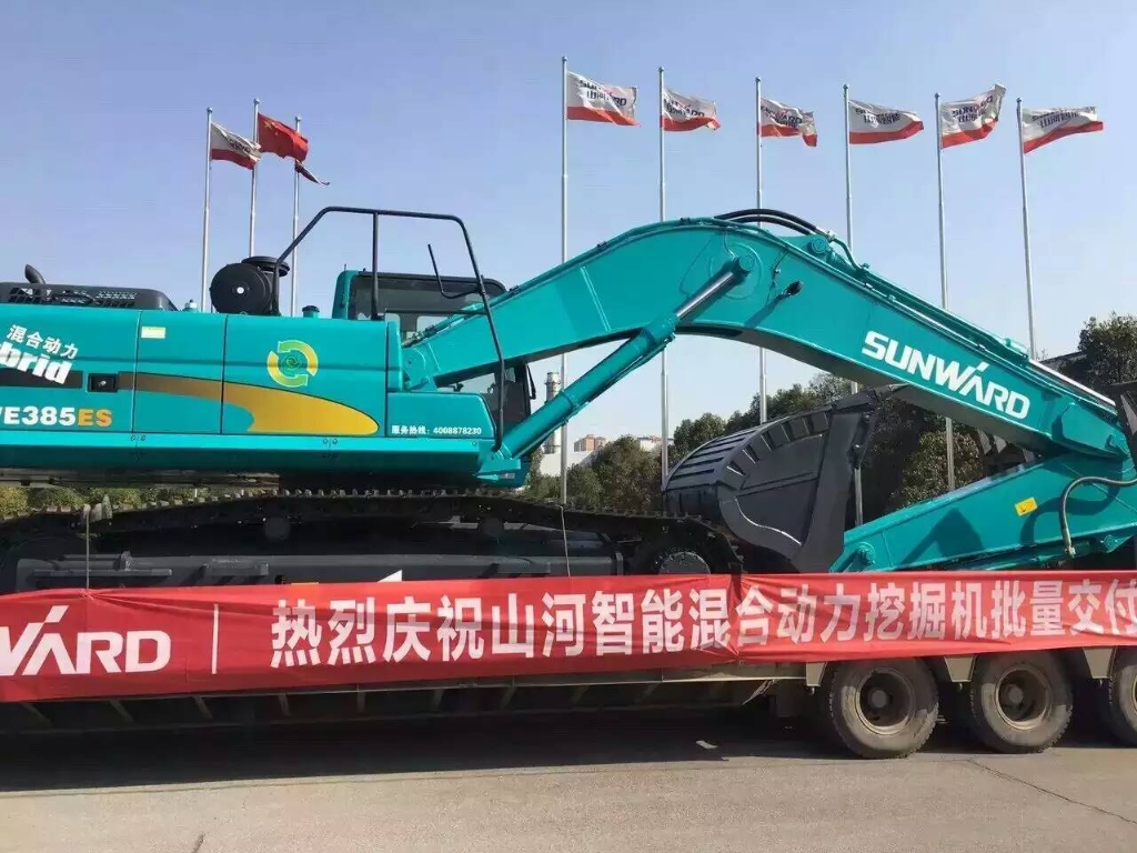 就这样被你征服！k1体育
100台液压混合动力挖掘机挺进矿山