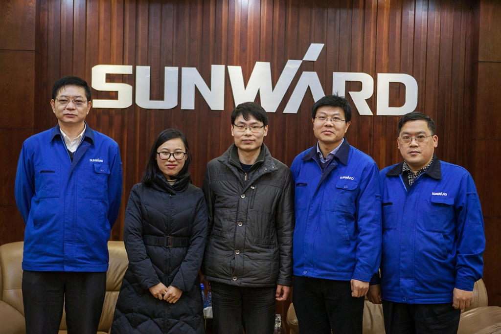 市科协领导莅临k1体育
慰问困难科技工作者