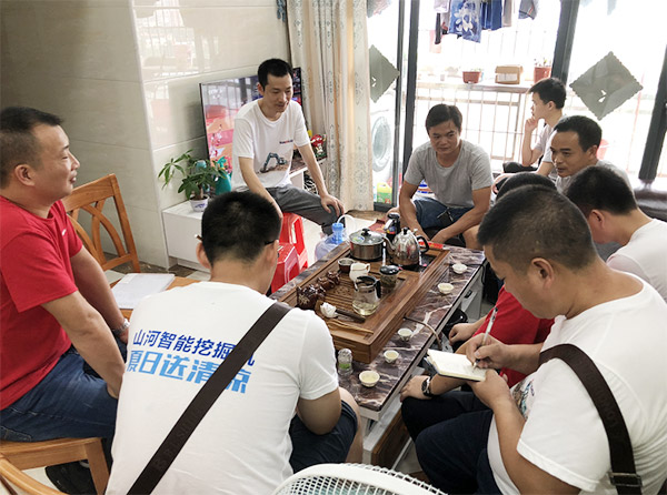 “清凉”送到客户手中，为k1体育
售后服务活动打CAII