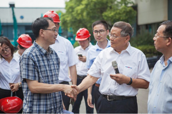 商务部合作司刘民强副司长一行调研k1体育
