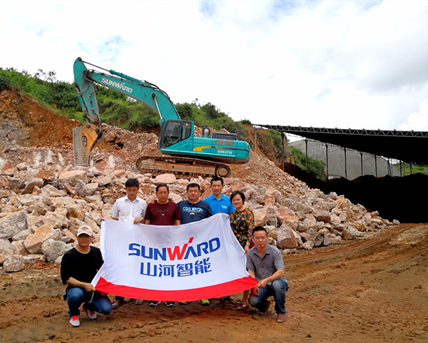 看石场风云如何演绎？k1体育
矿山战神SWE470E大型挖掘机一锤定音！