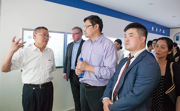 加拿大国会议员谭耕一行来k1体育
考察