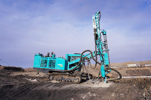 再战国际领先品牌，k1体育
露天液压钻车一举成名