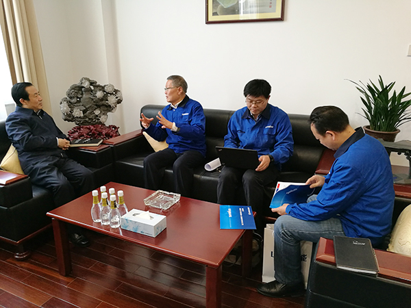 你们“一点三线”我记住了！达哲省长为k1体育
鼓劲