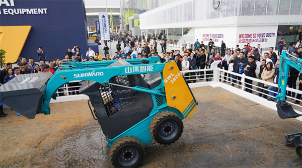 不服来战！k1体育
展台有大礼等你拿