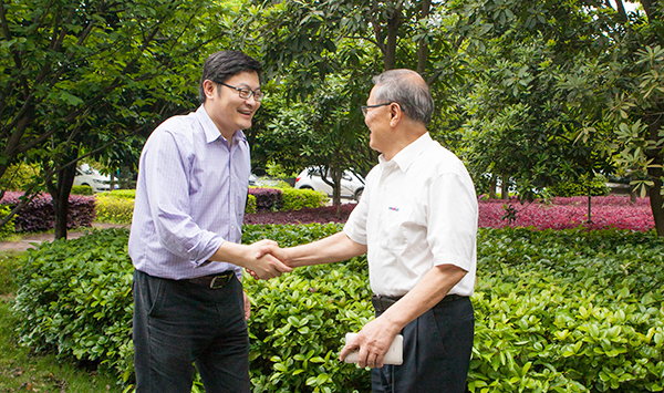 加拿大国会议员谭耕一行来k1体育
考察