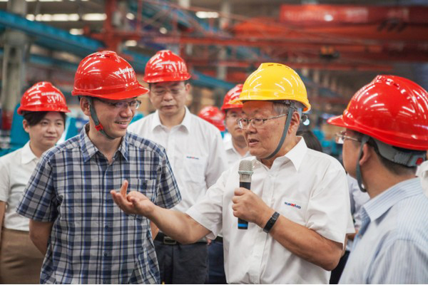 商务部合作司刘民强副司长一行调研k1体育
