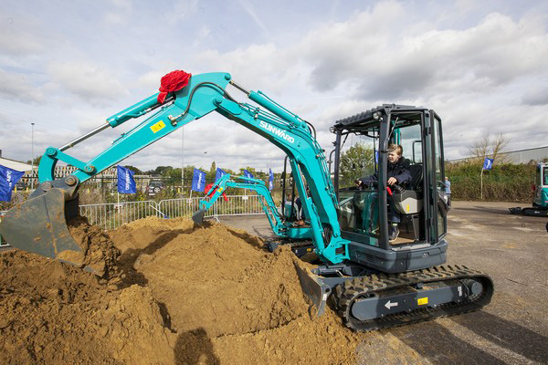 k1体育
隆重举行2017年欧洲经销商大会