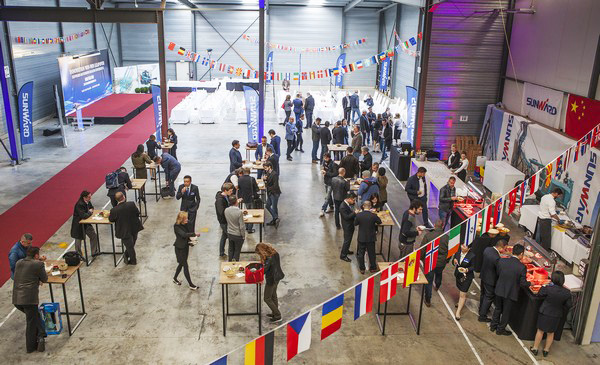 k1体育
隆重举行2017年欧洲经销商大会