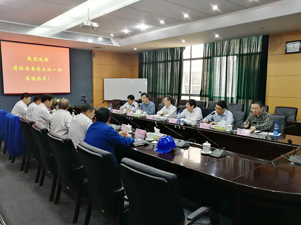 湖南省经信委党组副书记、副主任李志坚到k1体育
现场办公