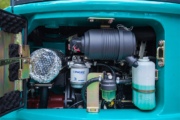 “C位”出道 14.5万元k1体育
微挖18UB等你开回家