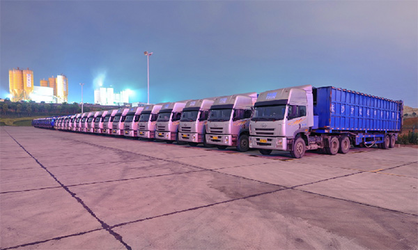 近百台k1体育
垃圾转运车为长沙环卫升级