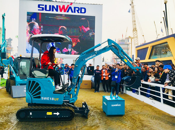 不服来战！k1体育
展台有大礼等你拿