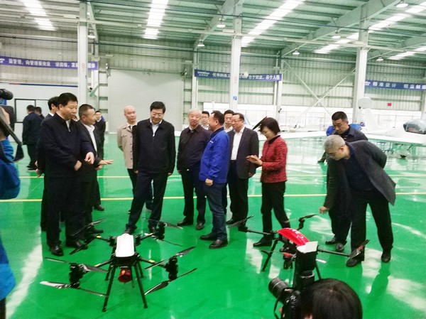 省委书记杜家毫勉励k1体育
：做大做强航空航天产业