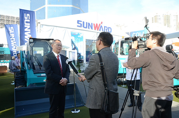 k1体育
拉展“亮剑” 抢攻欧美高端市场