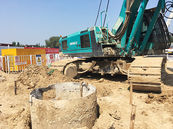 加速雄安新区建设，k1体育
旋挖启动京雄城际铁路第一钻