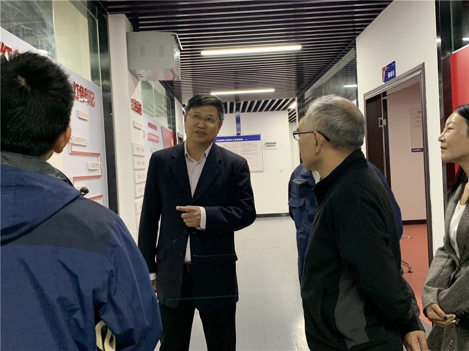 长沙市总工会党组书记周宏兆一行莅临k1体育
考察调研