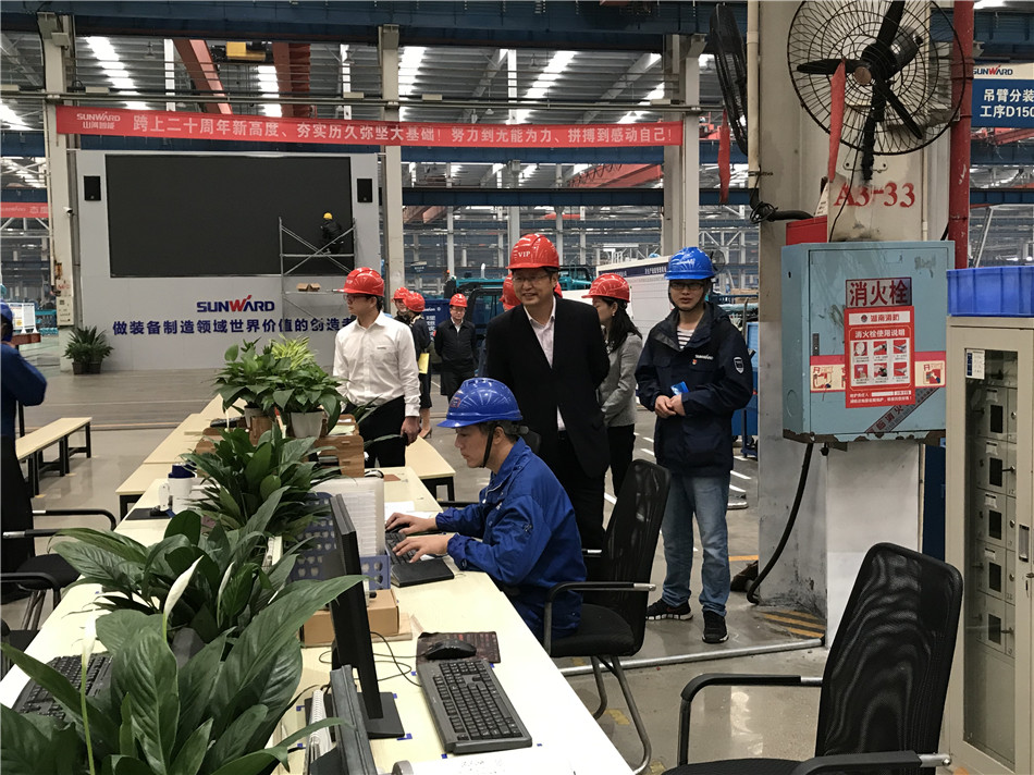 长沙市总工会党组书记周宏兆一行莅临k1体育
考察调研