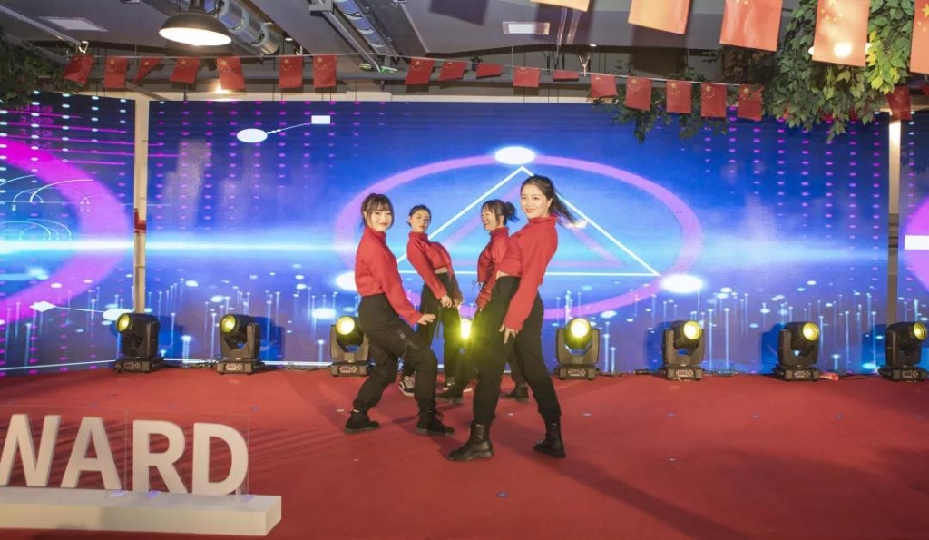 落实经营体、强化三统一、开启新征程 —— k1体育
2020年度经营工作会议隆重举行