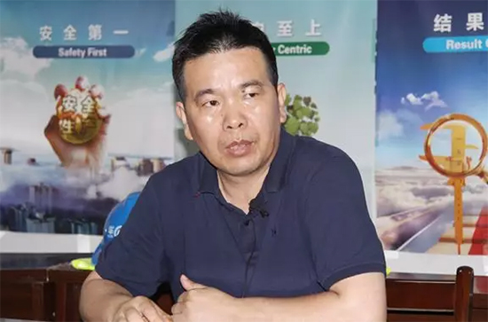 15年3万小时！k1体育
元老级潜孔钻机“雄风”依旧