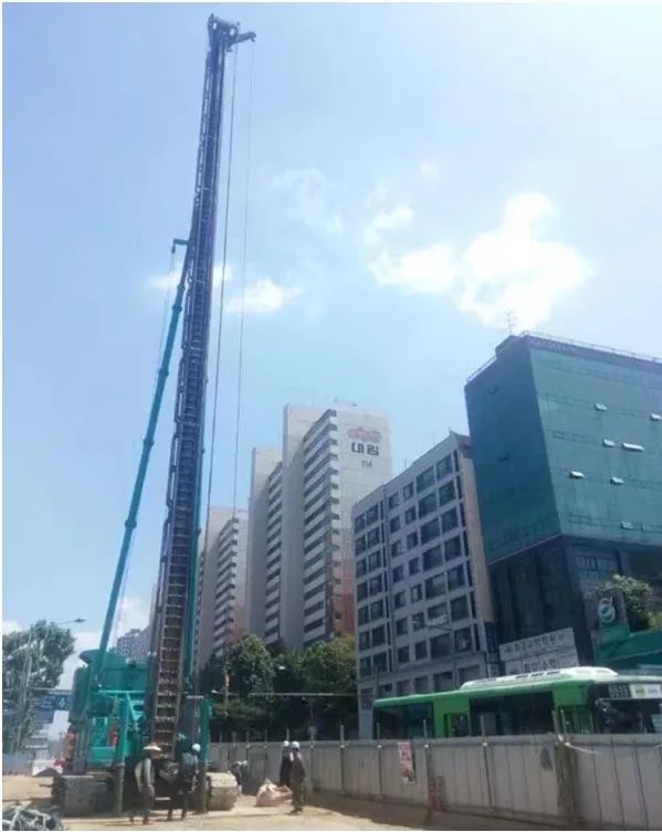 国产的骄傲！k1体育
SWCH600-125M全液压履带桩架