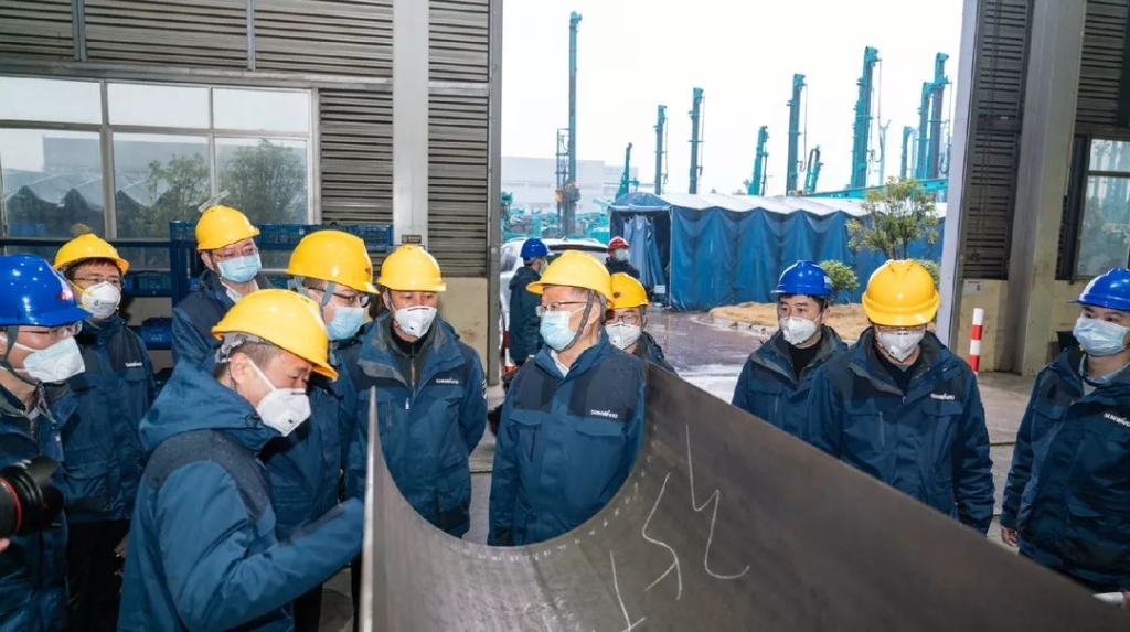 防控生产两不误 k1体育
复工保供