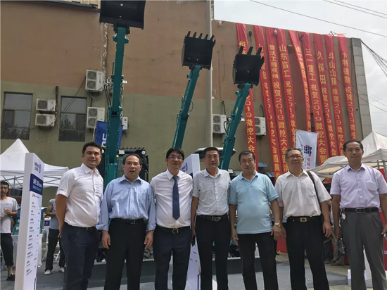 【小身板 大作为】k1体育
燃爆2019微挖大会