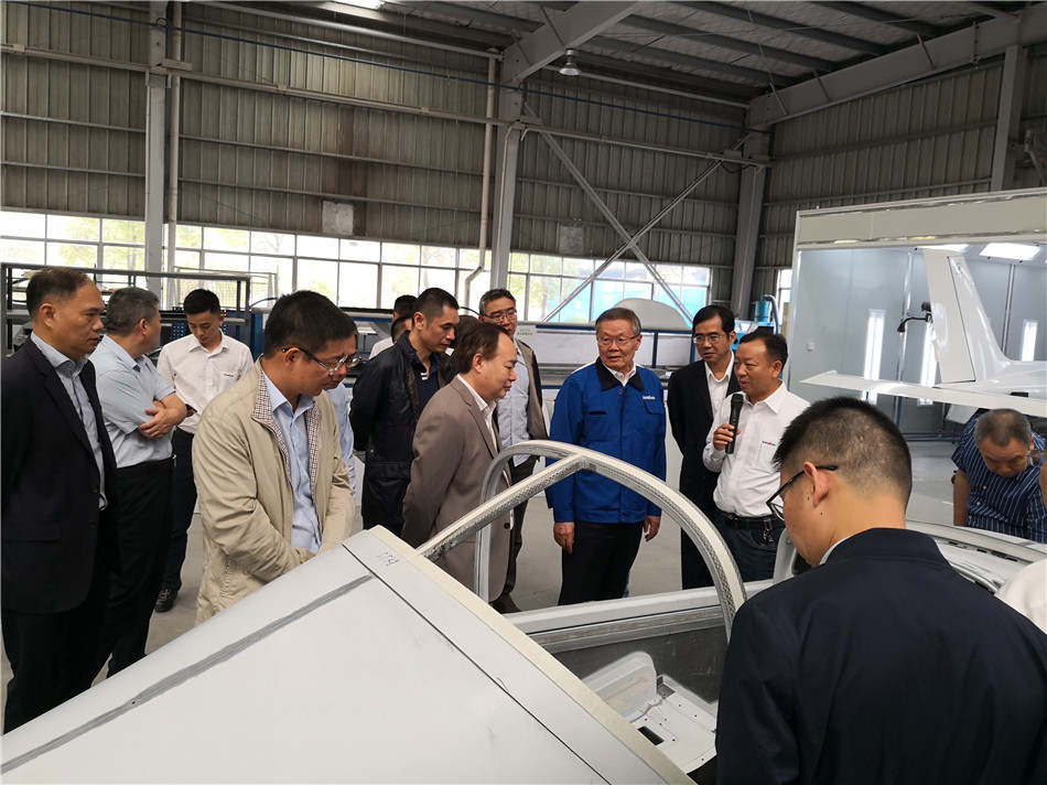 广州市国资委副主任张道泉率队考察k1体育
