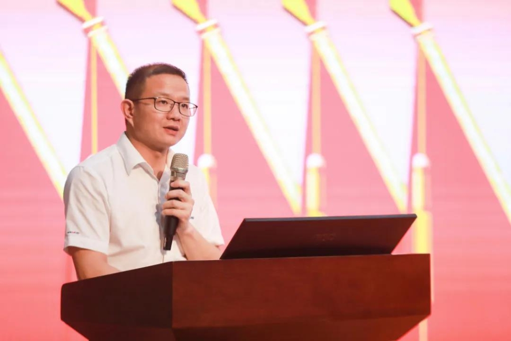 凝心聚力 迎接挑战 共赢山河 ——k1体育
五届三次“双代会”胜利召开