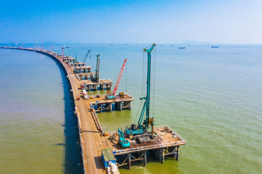 深度参与粤港澳大湾区建设，k1体育
“一体两翼”发展战略取得重大突破