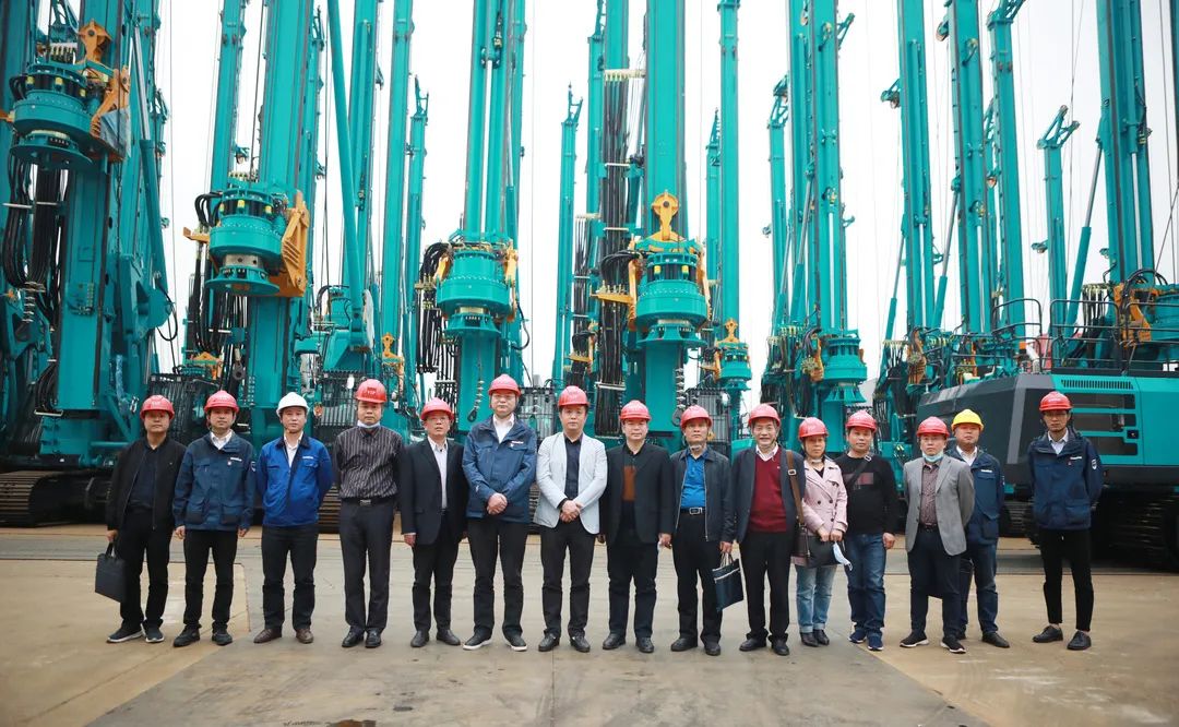 省工信行业事务中心杨卫华副主任一行莅临k1体育
调研