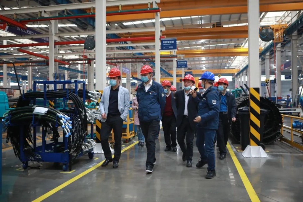 省工信行业事务中心杨卫华副主任一行莅临k1体育
调研