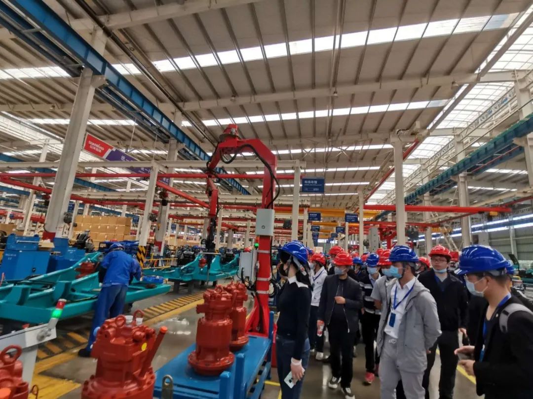 长沙工业机器人应用专题训练营到访k1体育
